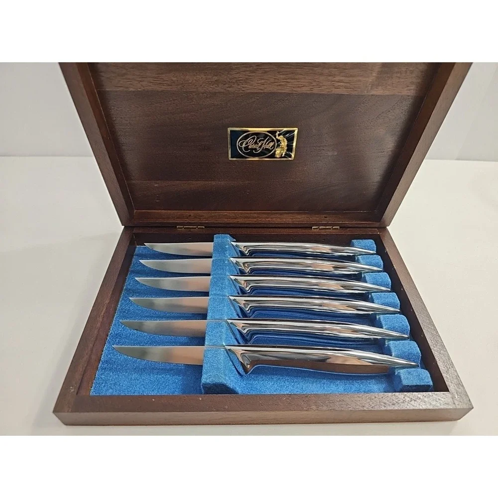 VTG -UNUSED Carvel Hall Steak Knives Set Of 6 In Walnut Box- VERY SHARP